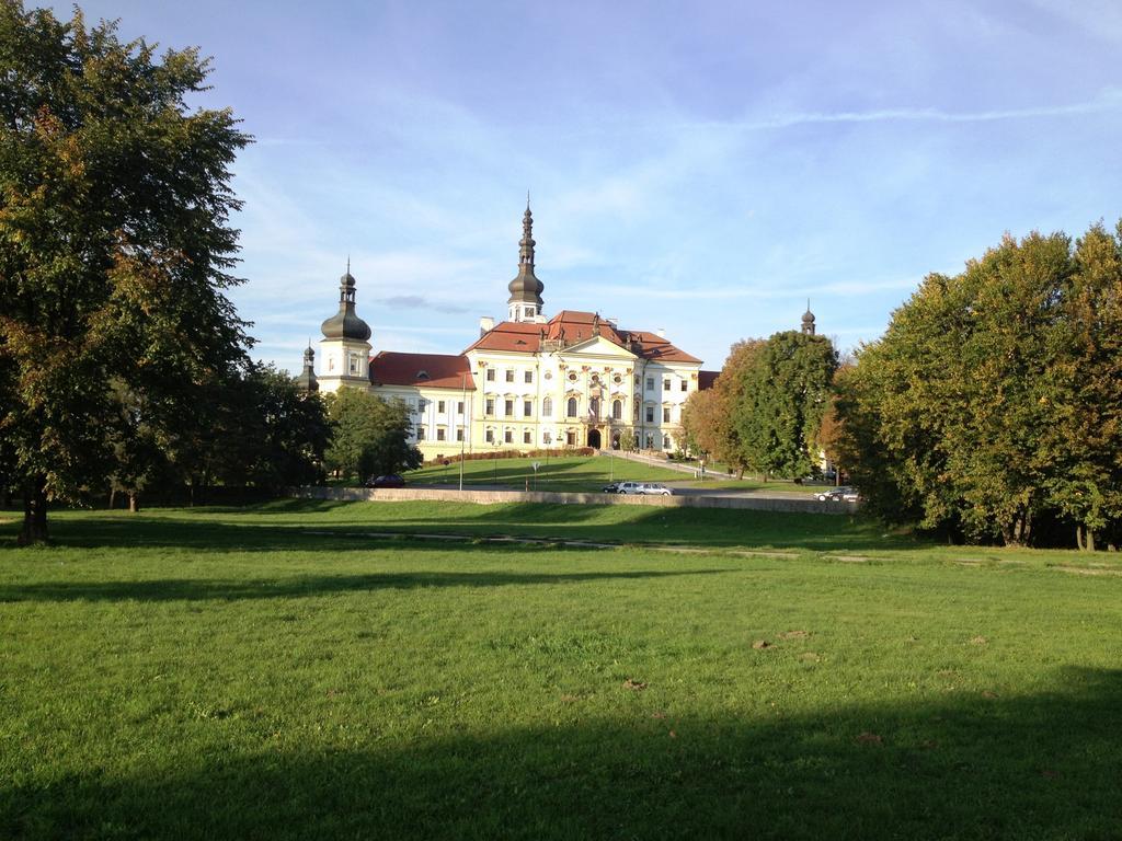 Apartman Flora Olomouc Eksteriør billede
